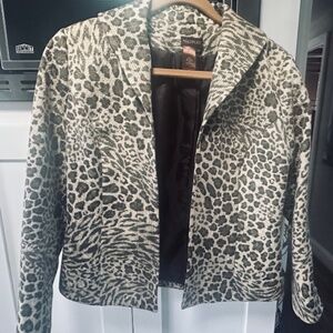 Multiples Olive Green Cheetah Ribbed Cut Out Sleeve Blazer (PS) Brand New!